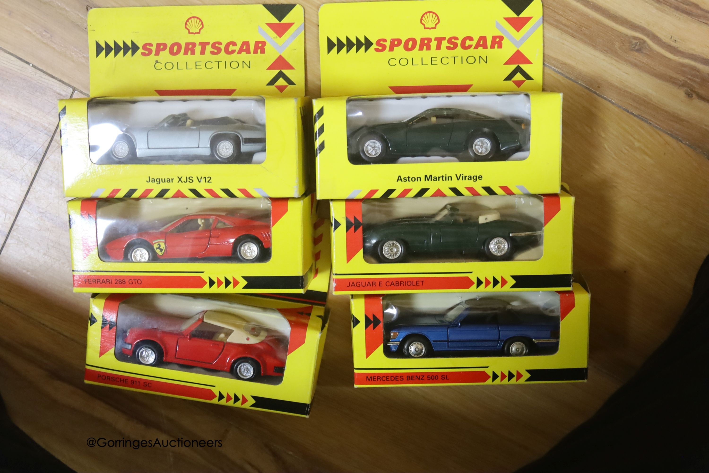 A collection of Corgi, Dinky, Matchbox and other diecast vehicles